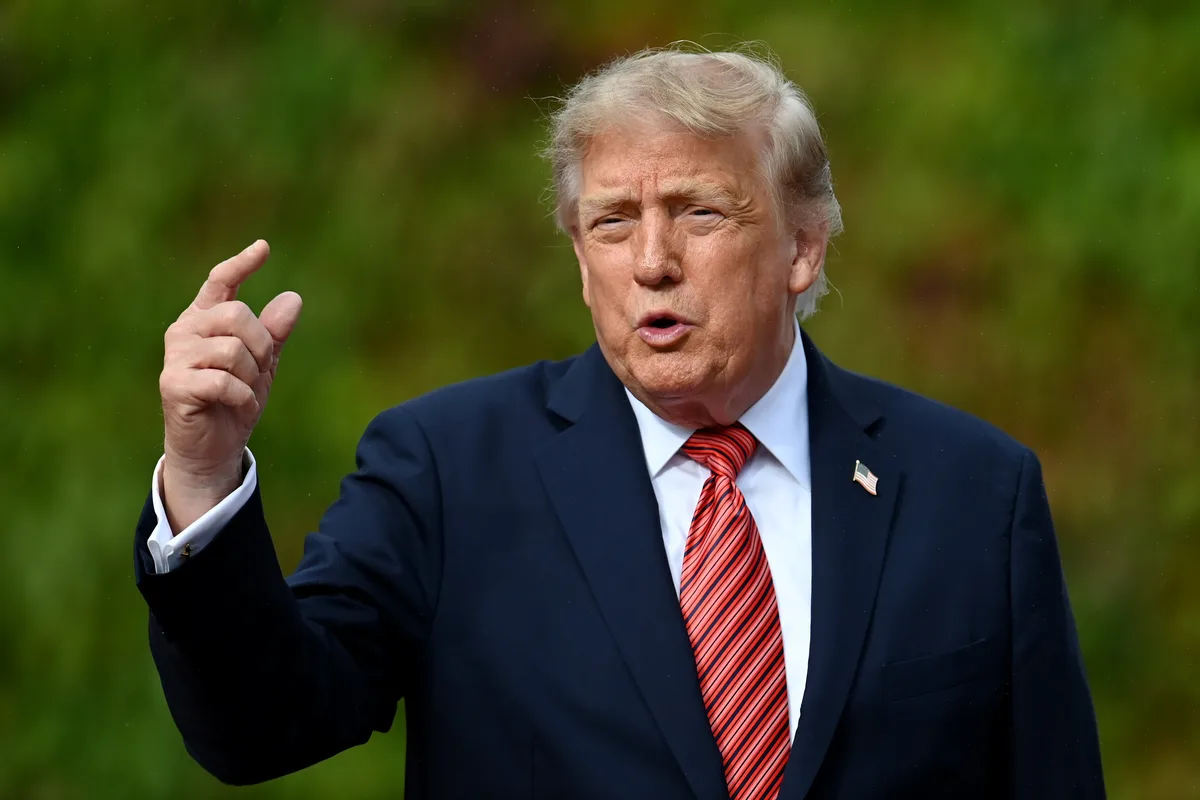 Trump Reports Over 1,100 July Trades, Some Worth Up to $25M