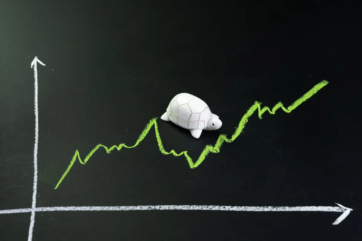190-Year Dividend Streak: Can This Bank Stock Build Wealth?