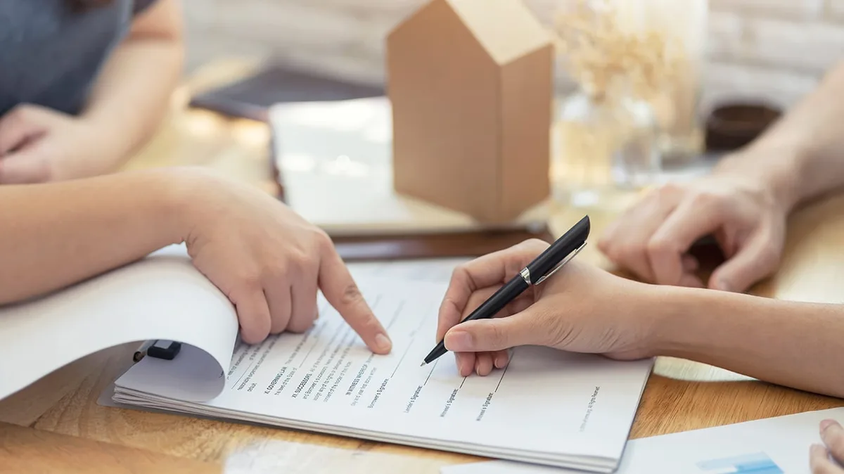 Parents Gift Duplex Shares to Kids Annually, Avoiding IRS Reporting